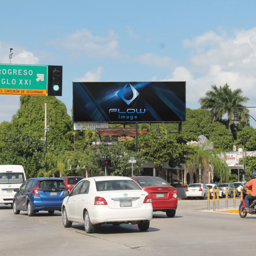 pantallas publicitarias led en merida avenida circuito colonias
